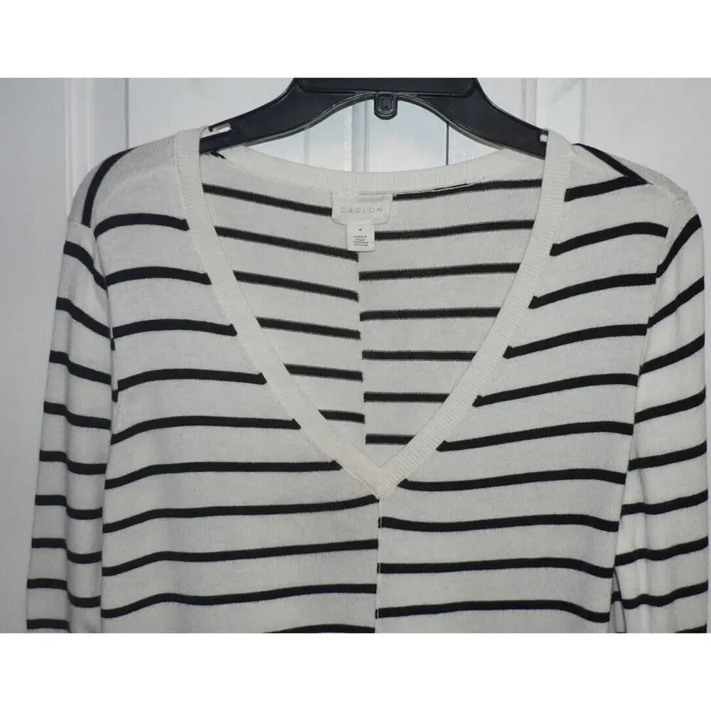 Caslon Women's High-Low V-Neck Sweater in Ivory Black Stripe Medium‎ MSRP $59